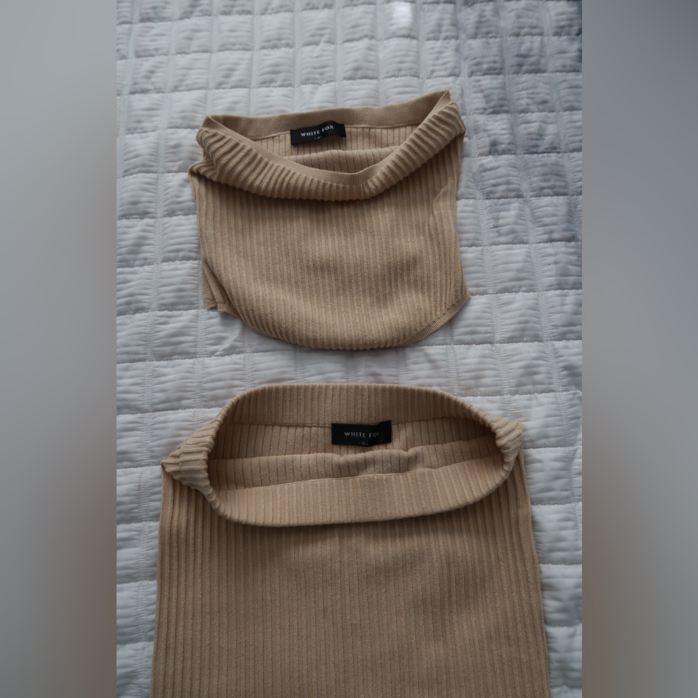 Tan Ribbed Knit Collars